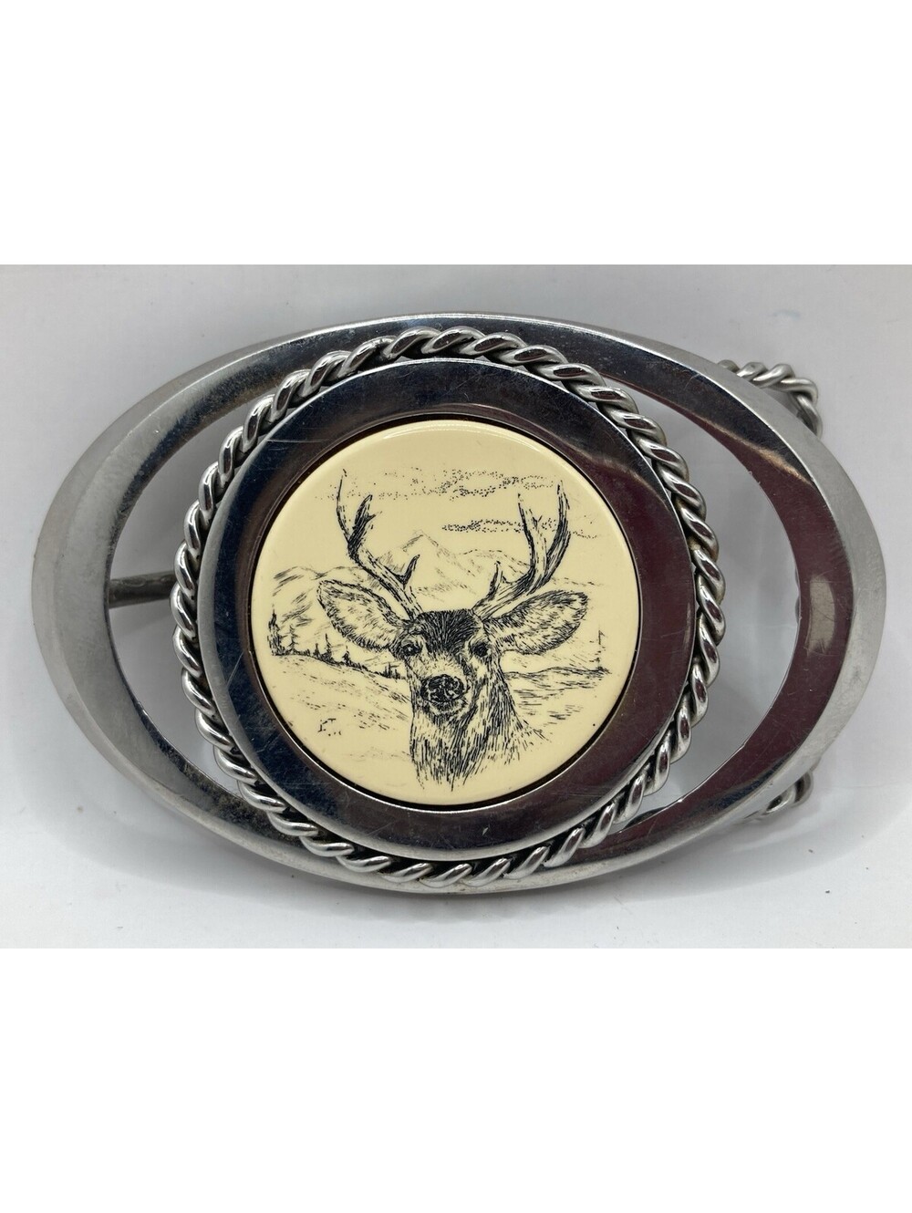 Vintage Buck Deer Scrimshaw Style Belt Buckle Silver Tone Western Wildlife Oval